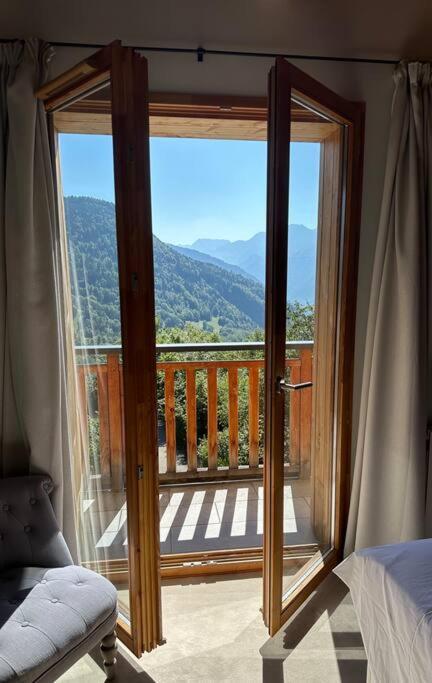 Chalet Large Private In Vaujany